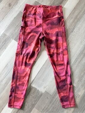 Athleta Ultimate Stash 7/8 Leggings